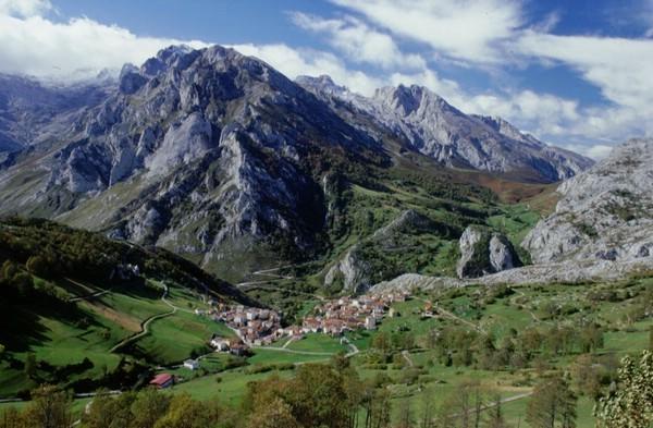 Hotel Rural Pena Castil Sotres Eksteriør billede