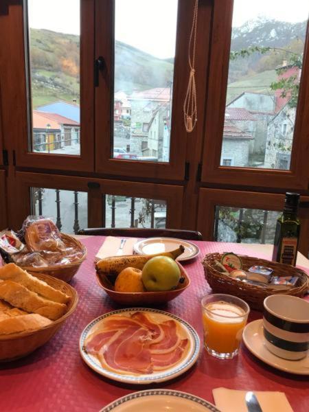Hotel Rural Pena Castil Sotres Eksteriør billede