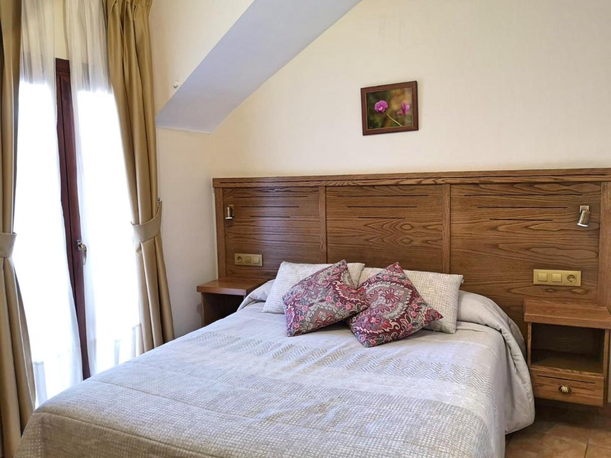 Hotel Rural Pena Castil Sotres Eksteriør billede